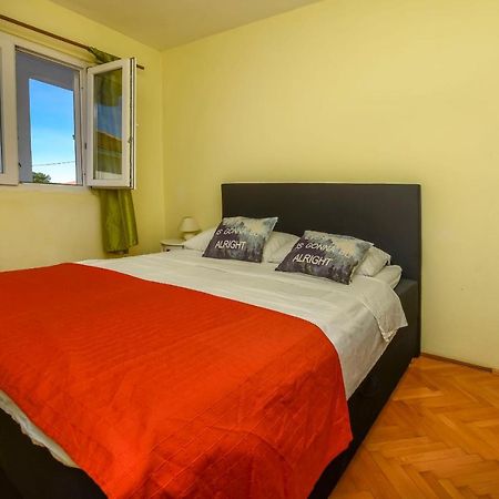 Apartments Ercegovic Рогозниця Екстер'єр фото