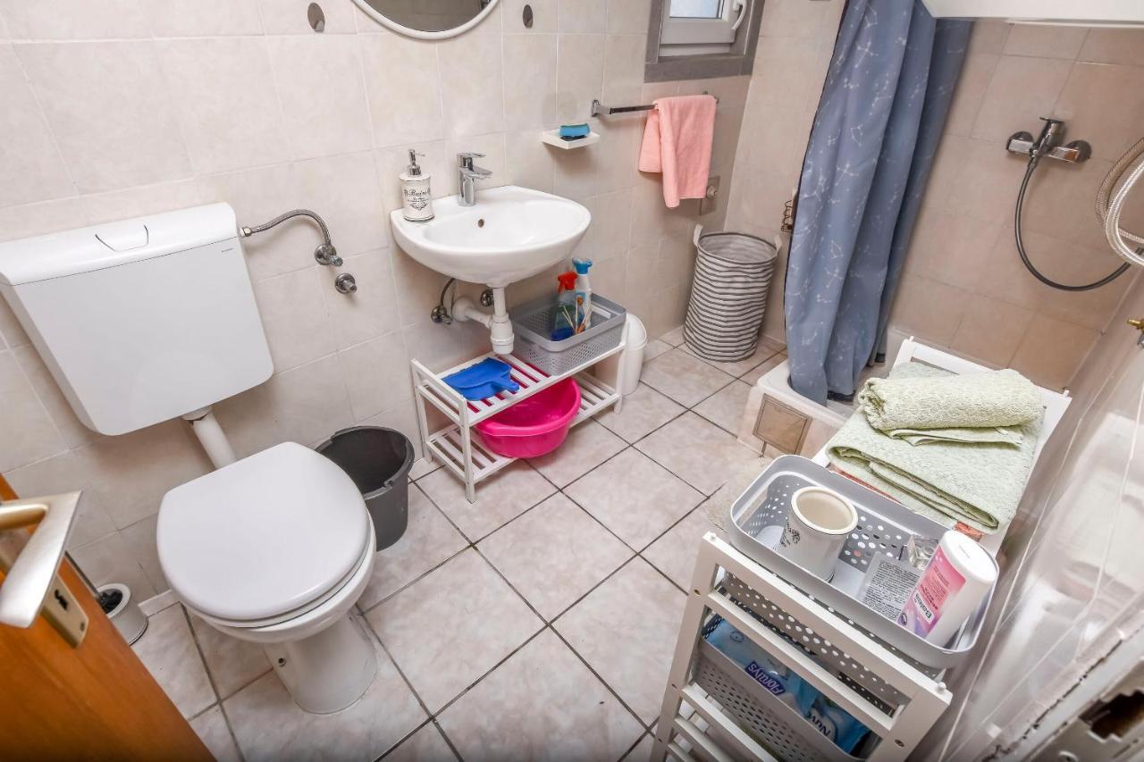 Apartments Ercegovic Рогозниця Екстер'єр фото