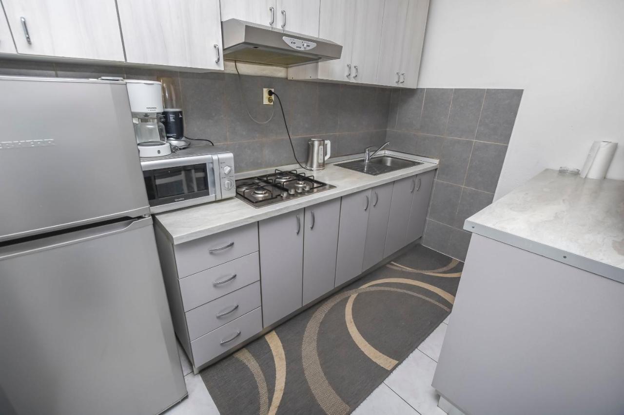 Apartments Ercegovic Рогозниця Екстер'єр фото