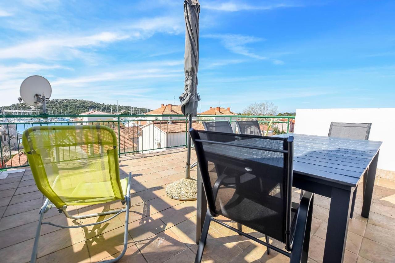 Apartments Ercegovic Рогозниця Екстер'єр фото