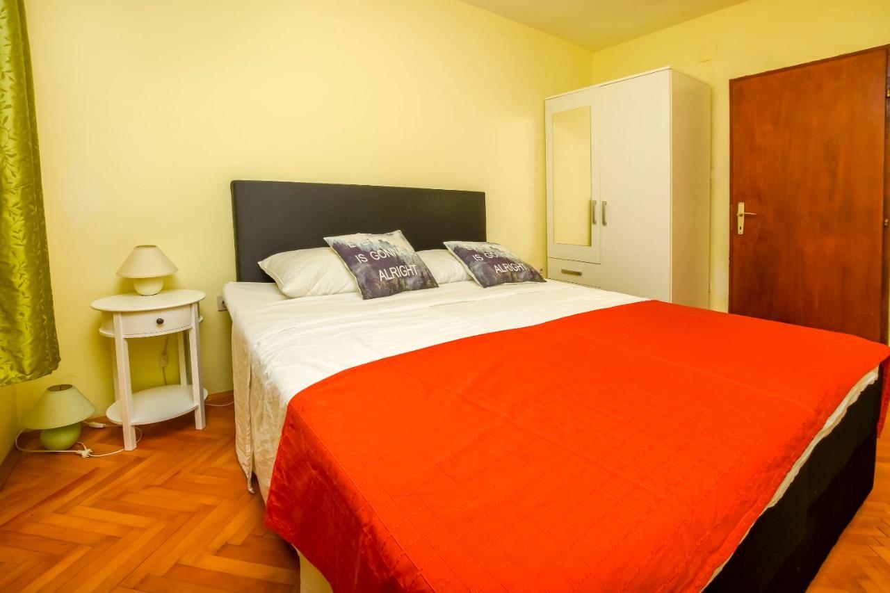 Apartments Ercegovic Рогозниця Екстер'єр фото